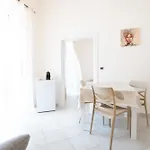 Krisa Apartman Bari