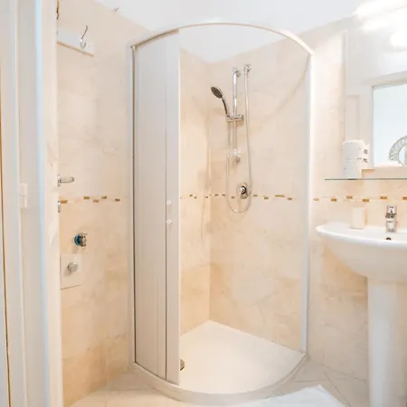 Krisa Apartment Bari